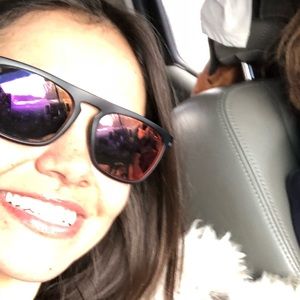 Meet your Posher, Julieta